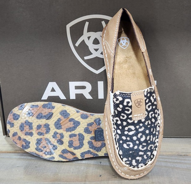Ariat Mocs & Cruisers Archives - Roundyard